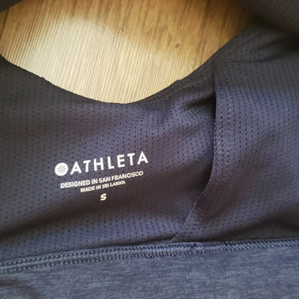 Athleta sport's bra size S - Picture 6 of 8